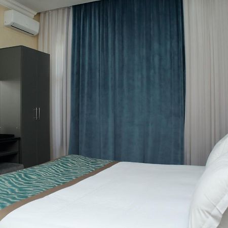Golden Hotel 비슈케크 외부 사진