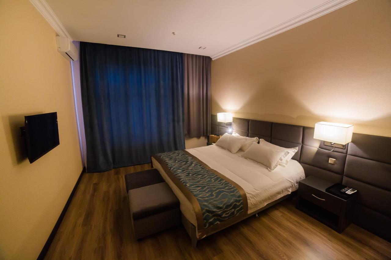 Golden Hotel 비슈케크 외부 사진